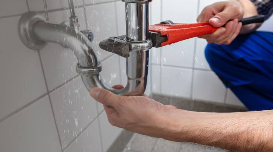 Professional Leak Detection services in Flomot, TX